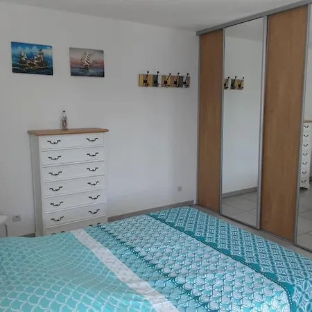 Maison Deux Chambres Avec Piscine A 10mn De La * Linguizzetta